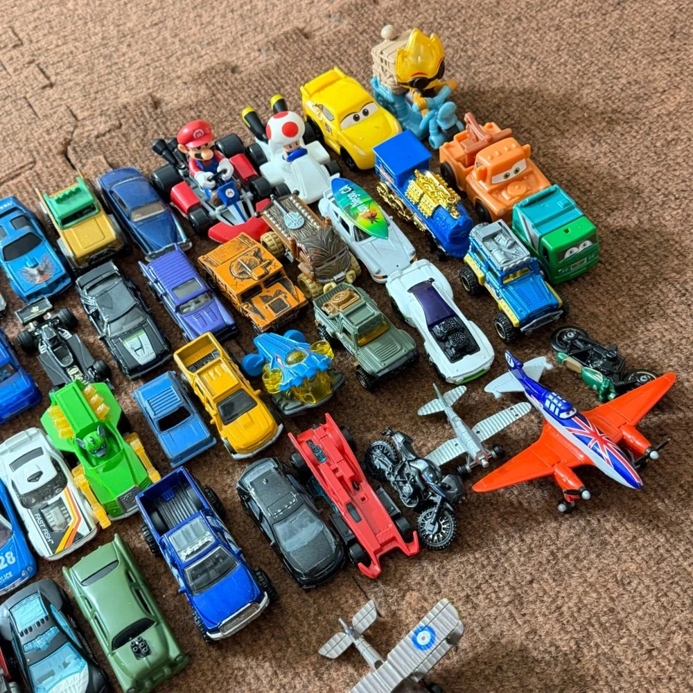 Mixed Toy Vehicle Lot Hot Wheels Mario‎ Kart Paw Patrol Disney Cars Darda 60+ Pc